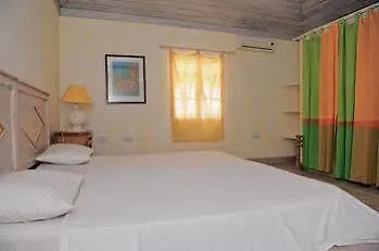 ***  Bougainvilla Hotel Union Island Saint Vincent and the Grenadines